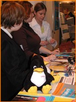 Aurox Linux i pingwinki, czyli interes wiazany.jpg